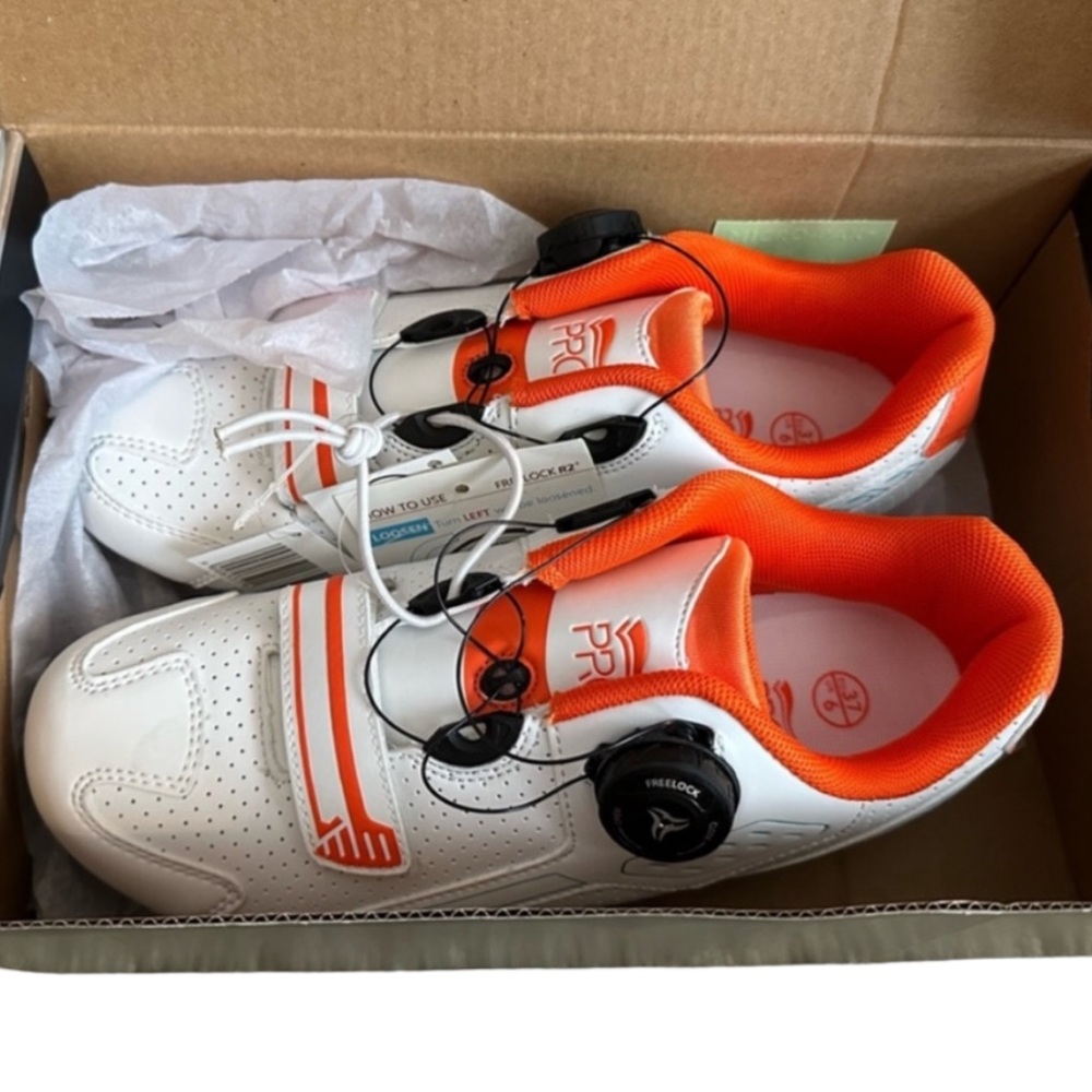 Women Cycling Shoes - White and orange - Picture 2 of 4